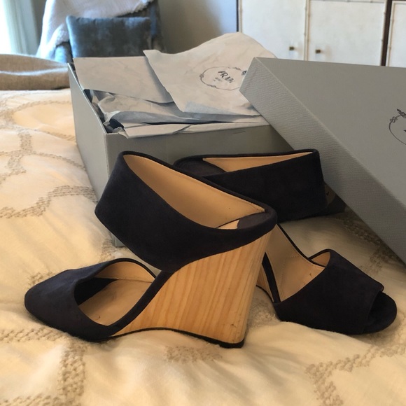 Prada Calzature Donna wedge sandal, wood heel - Picture 3 of 4